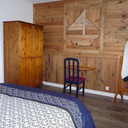 Guest house Maison Terre Et Mer Poullan-sur-Mer